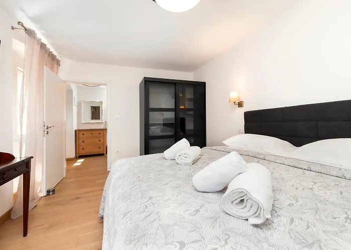 Apartment Marveda Sea View 2br Rovinj