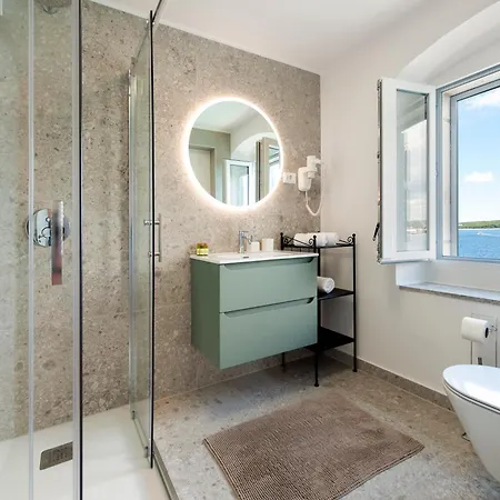 דירה Marveda Sea View 2br רוביני