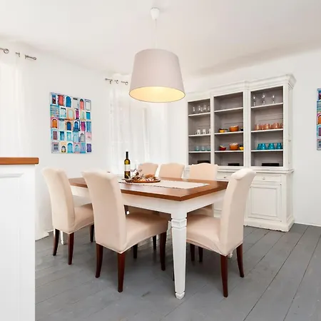Marveda Sea View Apartment